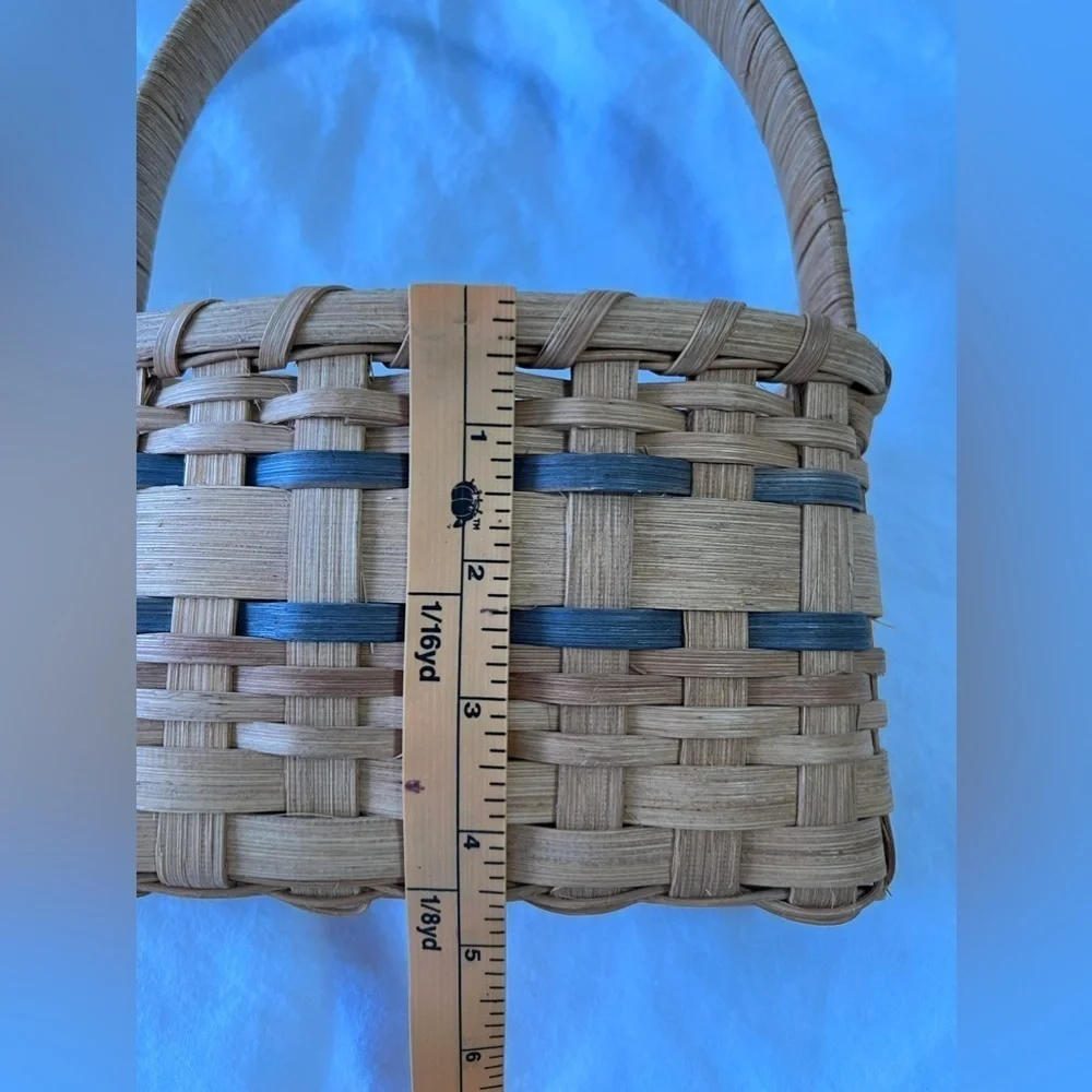 Vintage Small Amish Made Basket Handwoven Signed.